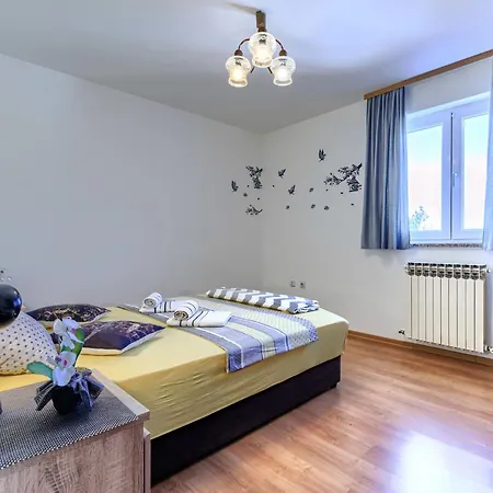 Soriso By Interhome Motovun